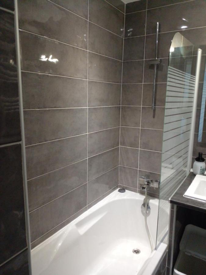 Appartement En Residence Climatise Avec Parking Montpellier Luaran gambar